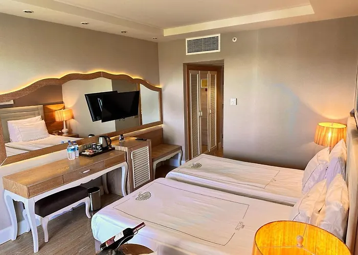 Bellis Deluxe Hotel & Heated For Winter Aqua Park