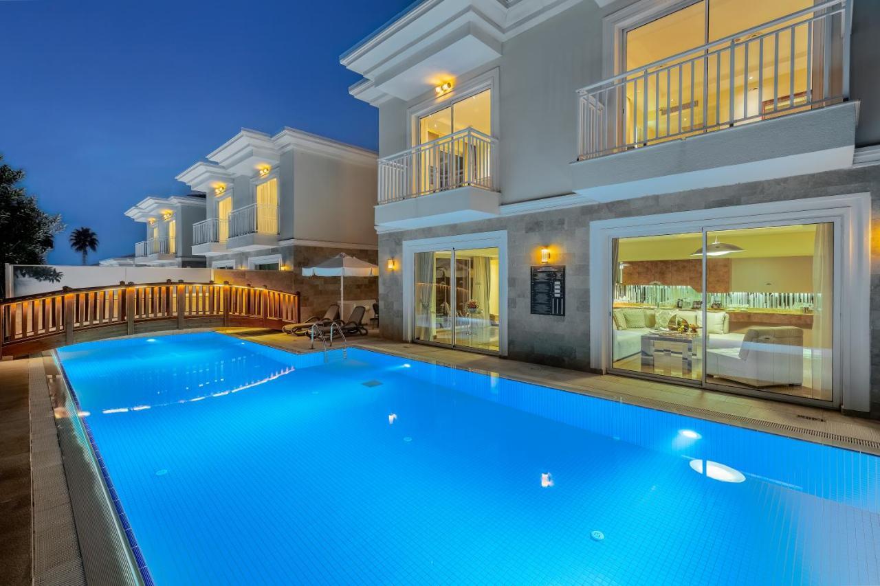 מלון Bellis Deluxe & Heated For Winter Aqua Park באלאק