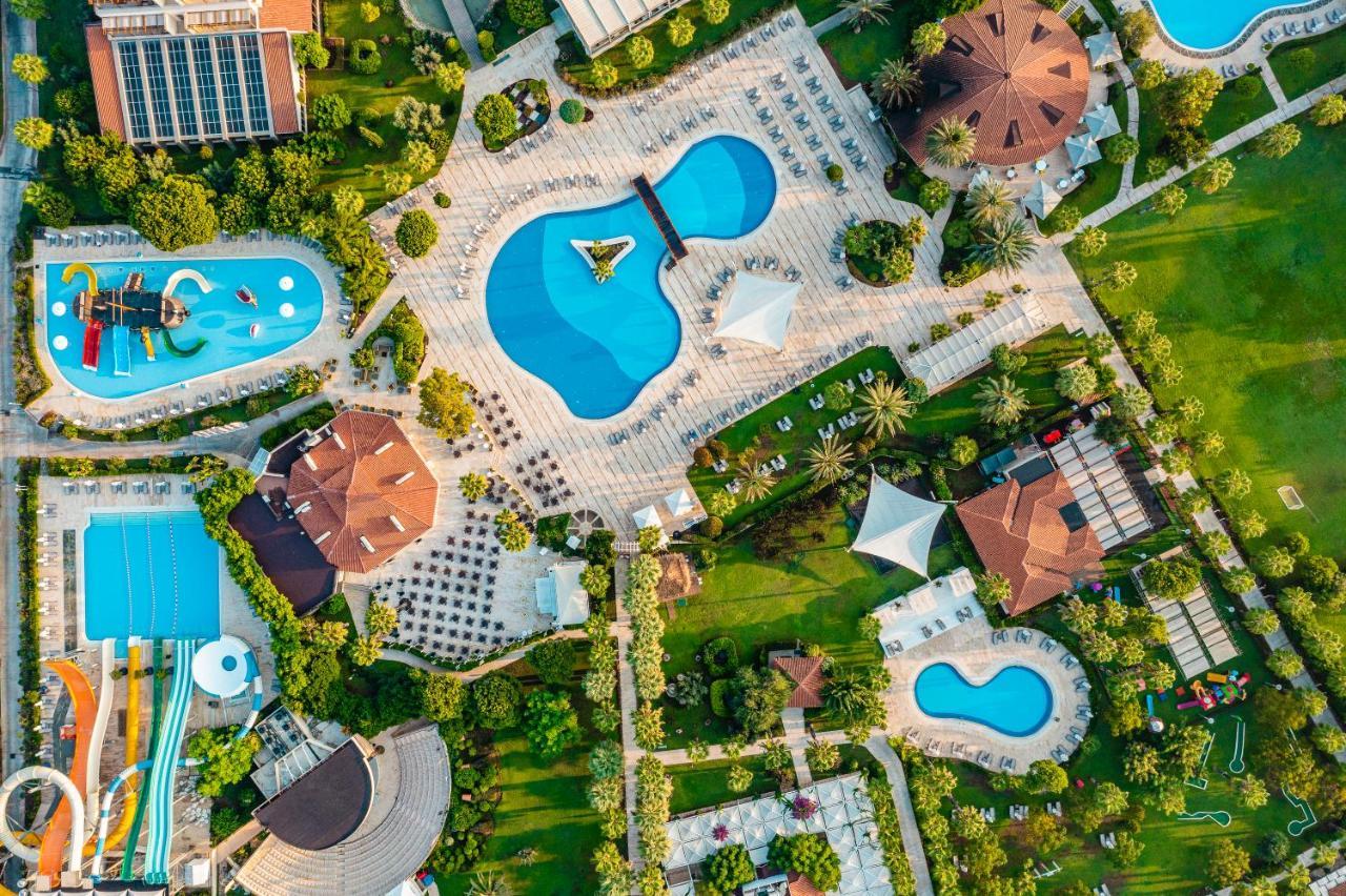 Bellis Deluxe & Heated For Winter Aqua Park מלון 5*