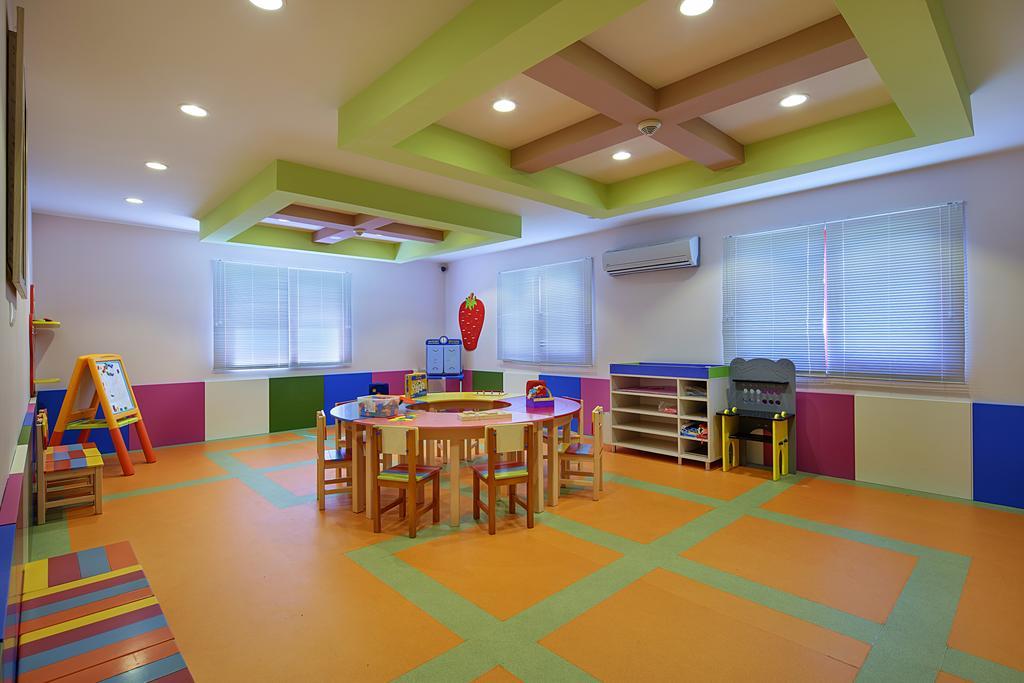 Bellis Deluxe & Heated For Winter Aqua Park מלון